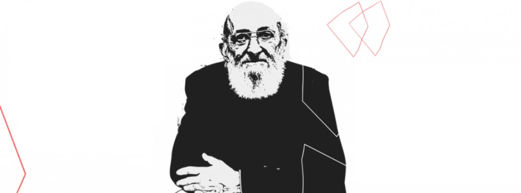 En un fondo color blanco una fotografía en blanco y negro de Paulo Freire.